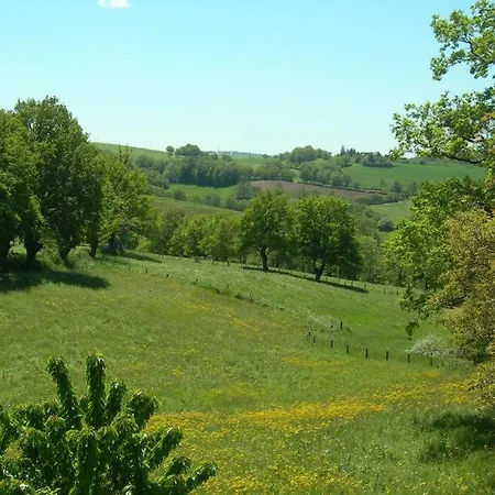 Prázdninový dům A 15 Mn De Rodez, Agreable Maison De Campagne, *